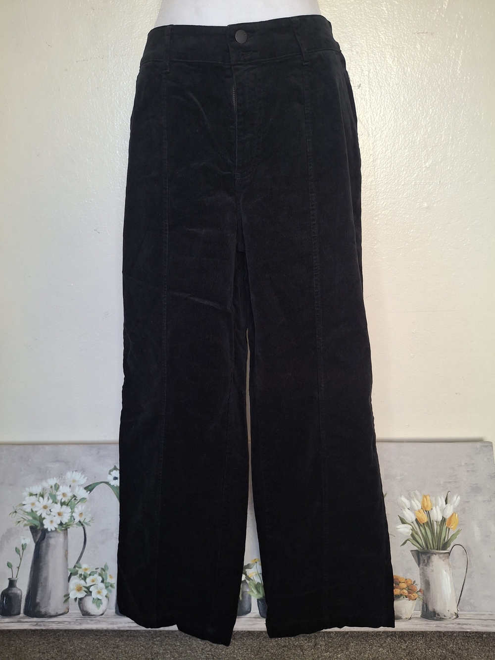 Knox Rose Black Wide-Leg Corduroy Pants